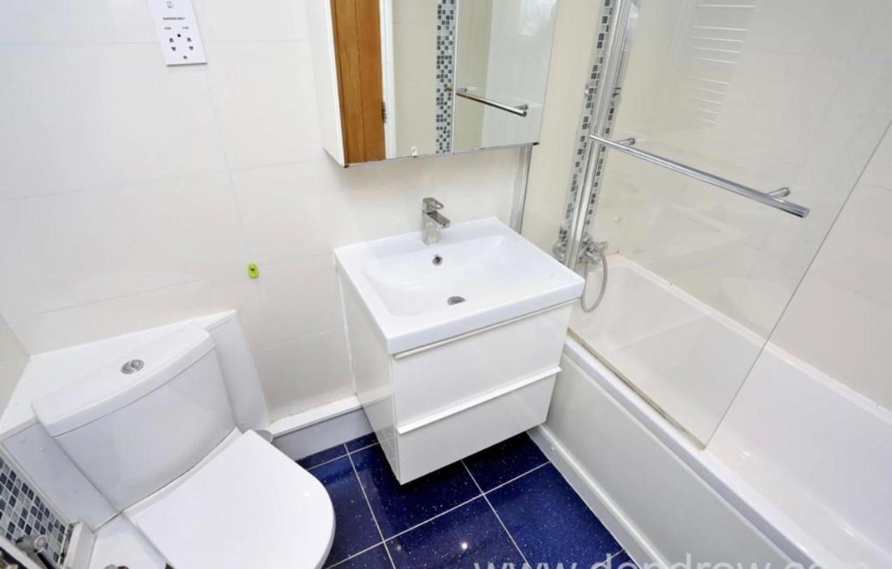 Luxury Double Blue Room Лондон Екстер'єр фото